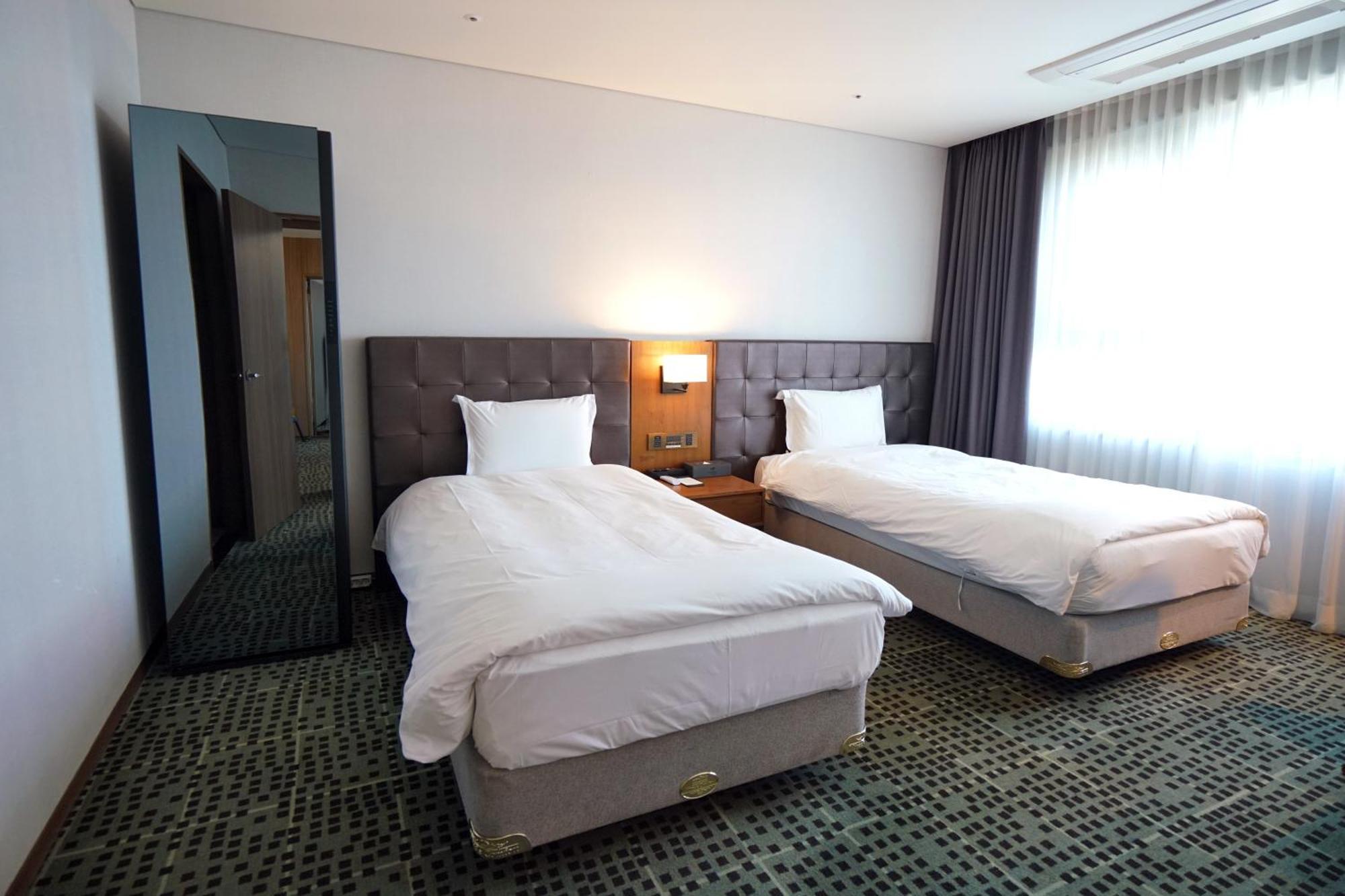 Grabel Hotel Jeju Exterior foto